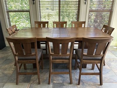 Counter Height Dining Room/Kitchen table