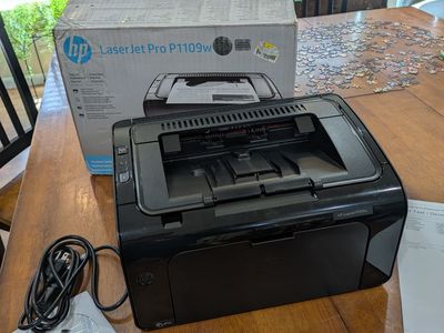 HP desk top Laser Printer Pro P1109w