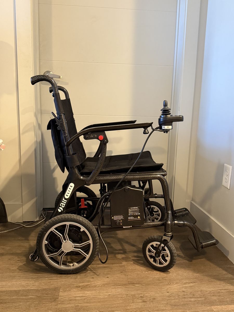 Journey Air Elite Lightweight Folding Power Chair