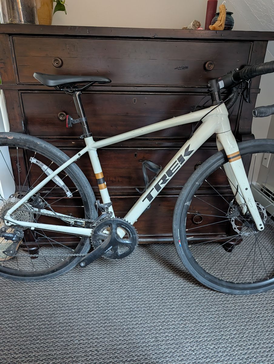 TREK Checkpoint AL 3