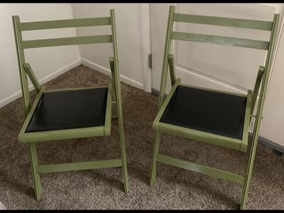 DARLING UNIQUE FOLDABLE WOOD CHAIRS