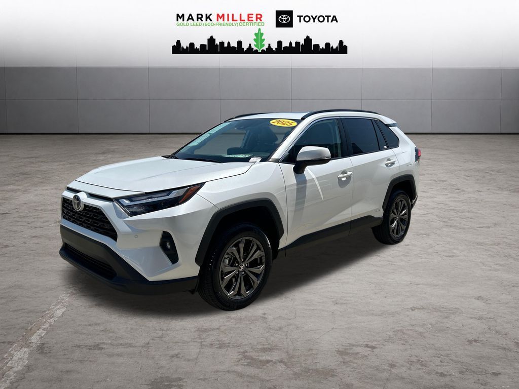 2025 Toyota RAV4 XLE Premium