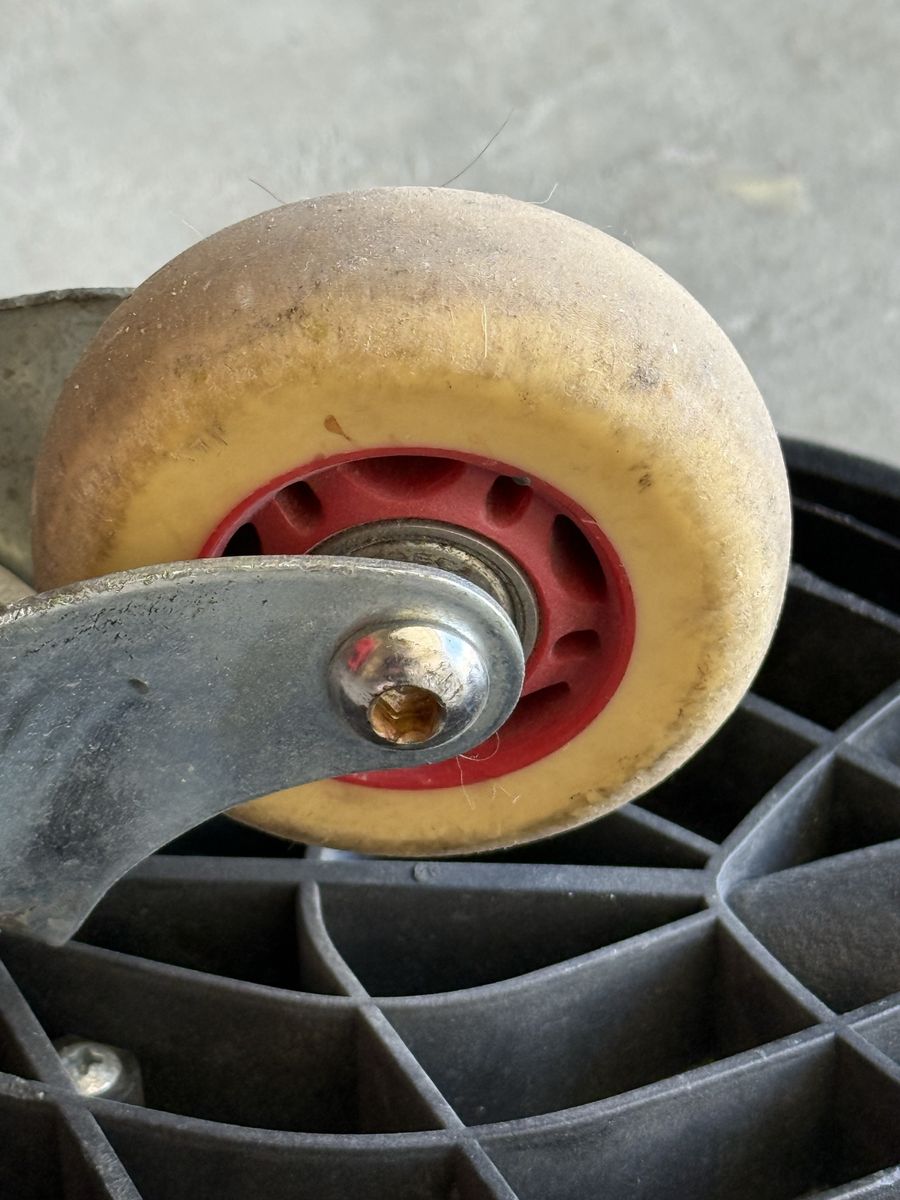 Main image 4