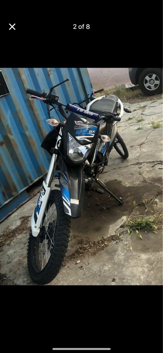 *NON RUNNING* Hawk DLX 250cc Enduro Dirt Bike