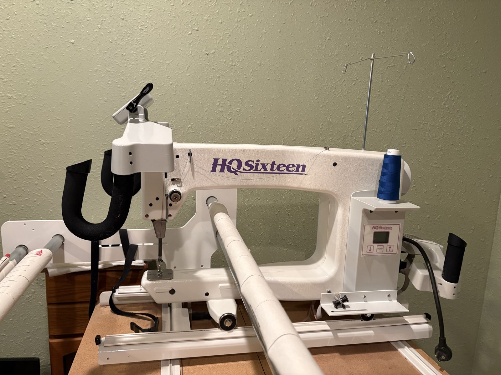 Complete Handi Quilter HQ16 Stand-Up Longarm Setup + Upgrades – $3,400 – Chubbuck, ID