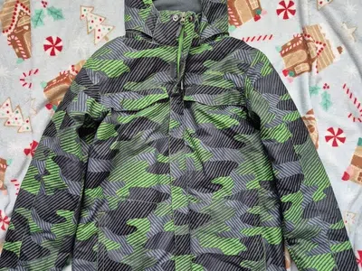 Columbia Boys Detachable Winter Wateproof Ski Jacket Green EUC L 14-16