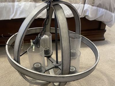 Free light fixture