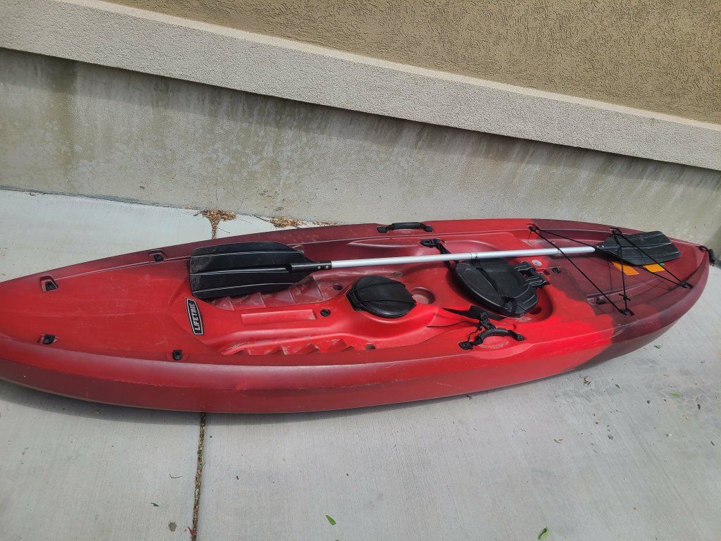 Lifetime Tamarack Angler 10 ft Sit-On-Top Fishing Kayak and paddle