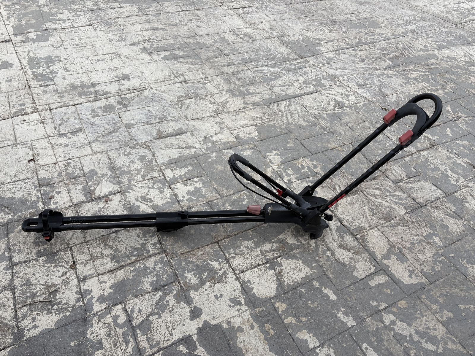 Yakima roof bike rack