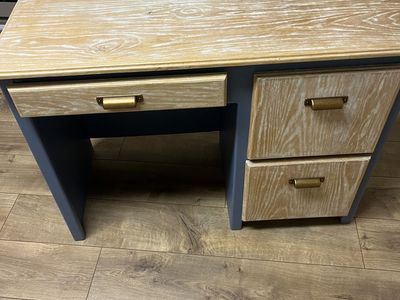 Desk - hard Wood, Artisinal