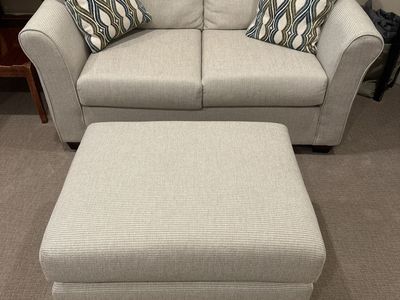 Love seat