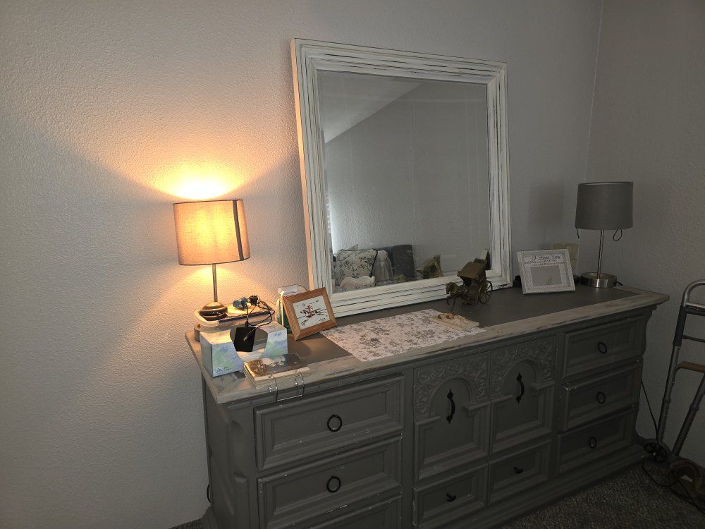 Rustic Farmhouse Style 10-Drawer Dresser with Mirror - Gray Wood Finish, Spacious Storage. Great  For a Project!!!
