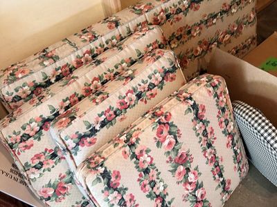 Wrought iron vintage patio furniture
