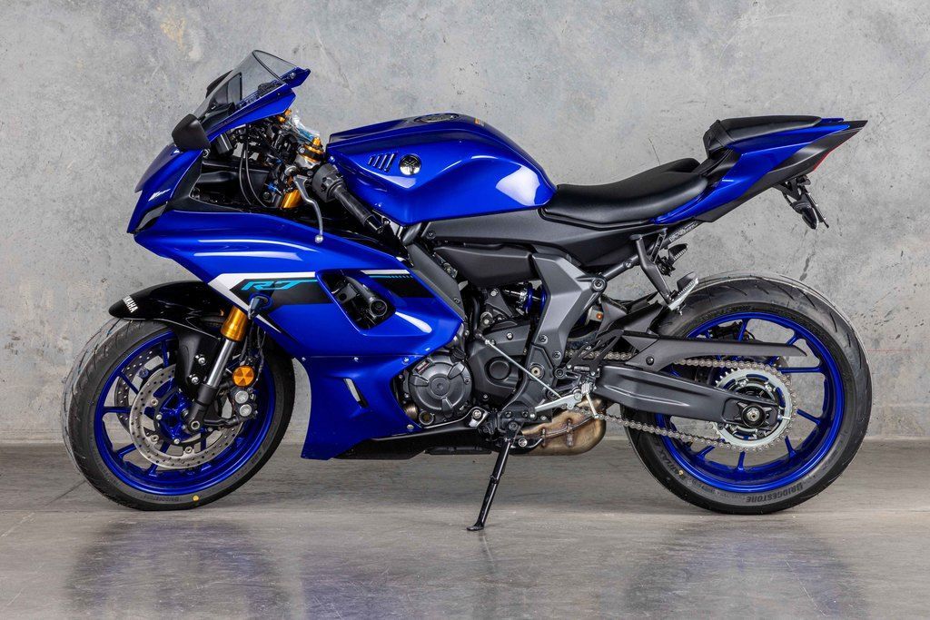 2025 Yamaha YZF-R7