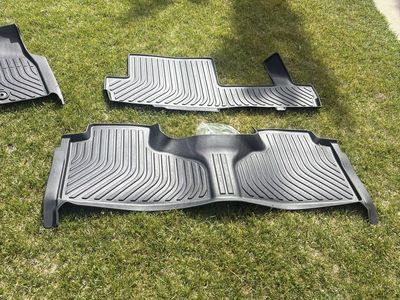Floor mats and cargo liner for suv