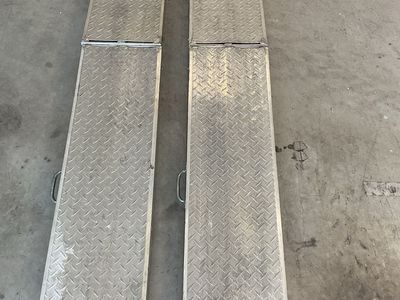DAWS Folding Aluminum Loading Ramps - Pair
