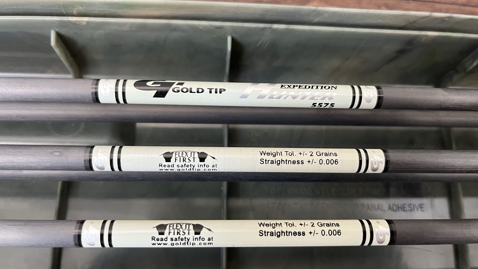 Gold Tip carbon arrows (12)