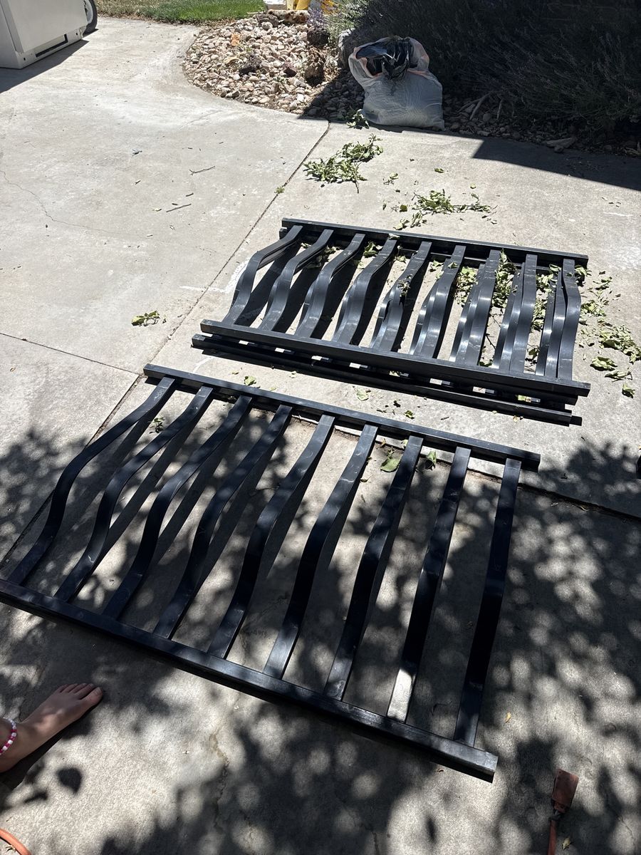 Black Metal Railing Sections & Posts - 4'x32" (x4) - Porch/Treehouse Ready