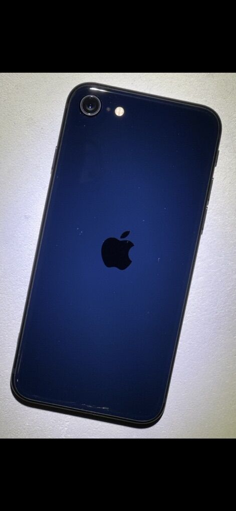 128 GB iPhone SE 3rd Generation (2022) Unlocked