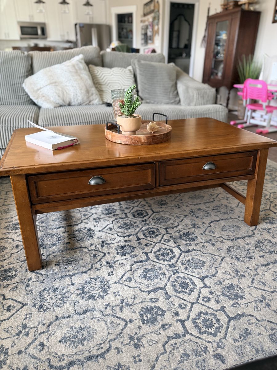 Gorgeous Pottery Barn Solid Wood Coffee Table