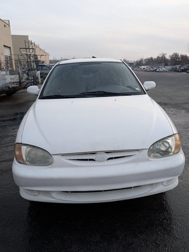 2001 Kia Sephia LS