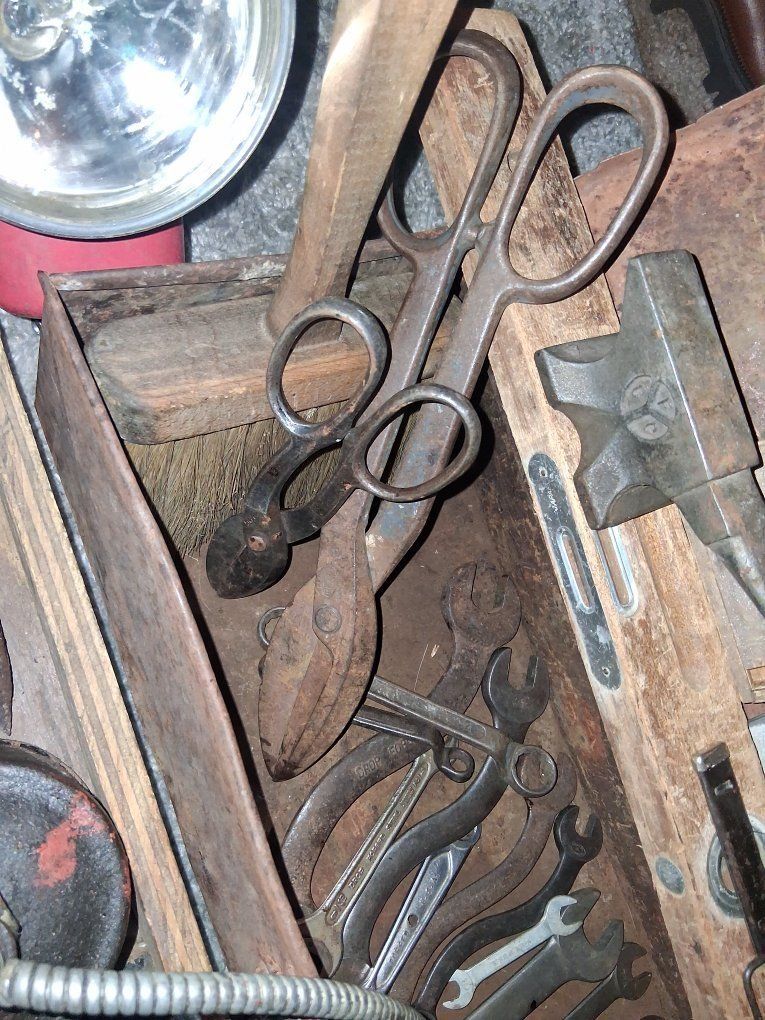 Main image 6