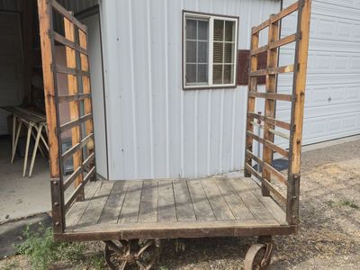 RAILROAD RAILWAY BAGGAGE CART
