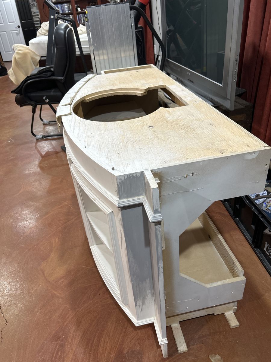 Main image 3