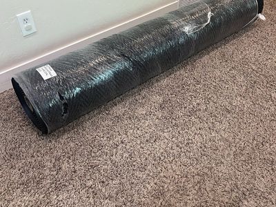 Outdoor/commercial carpet 6’x20’