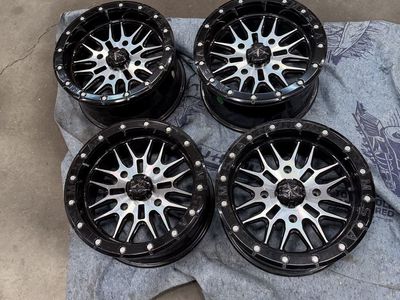 Bead Lock Wheels for a Can am X3 15X10