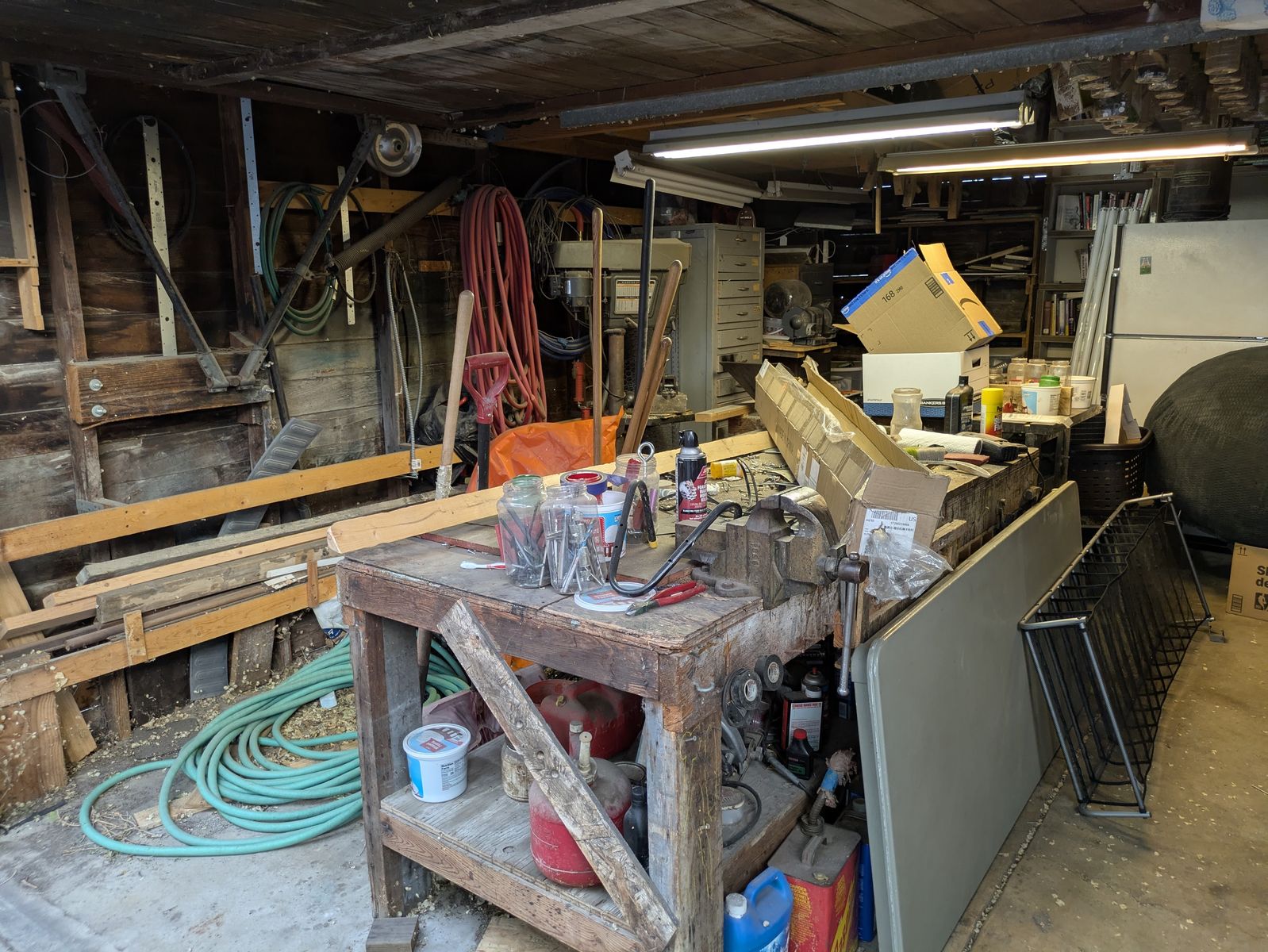 Main image 6