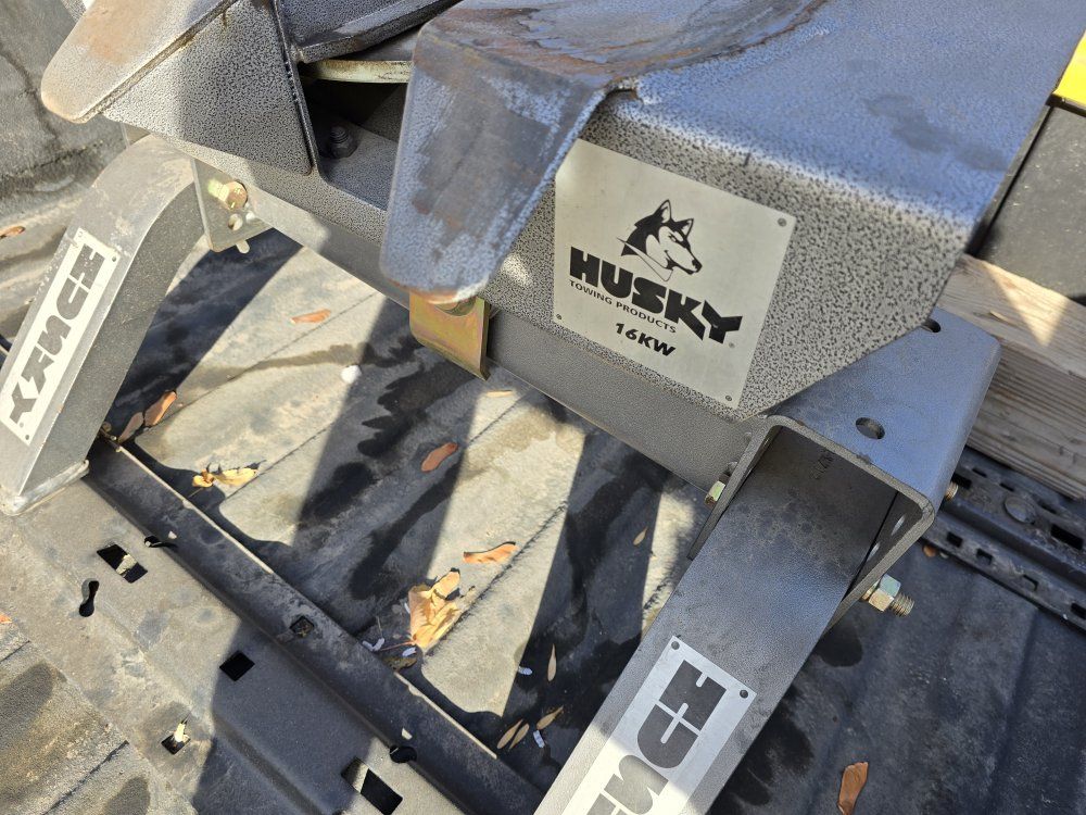 Husky 5th Wheel Hitch