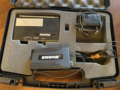 Shure wireless lapel microphone system