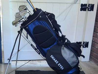 Knight/Snake Eyes graphite golf set