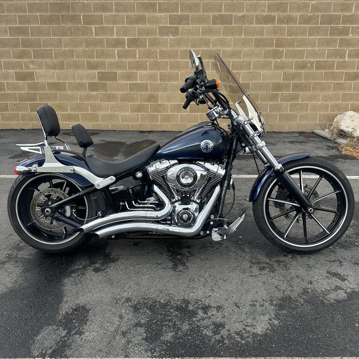 2013 Harley Davidson Breakout - WARRANTY INCLUDED - Softail Chopper Cruiser
