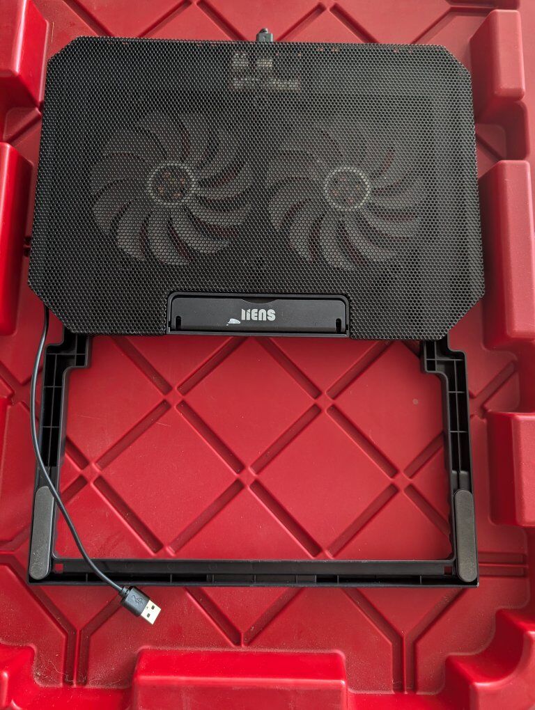 Labtop cooler.