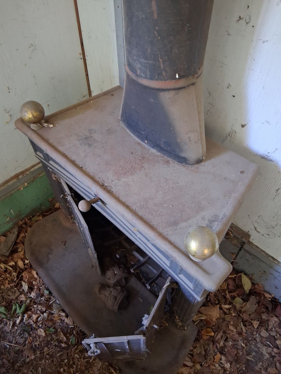 Main image 4