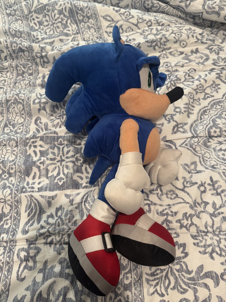 Sonic the Hedgehog Large Plush Toy - Blue, Red, White, Black