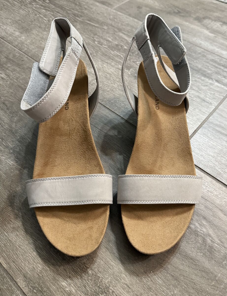 New Women Size 9 1/2 Lucky Brand Sandals