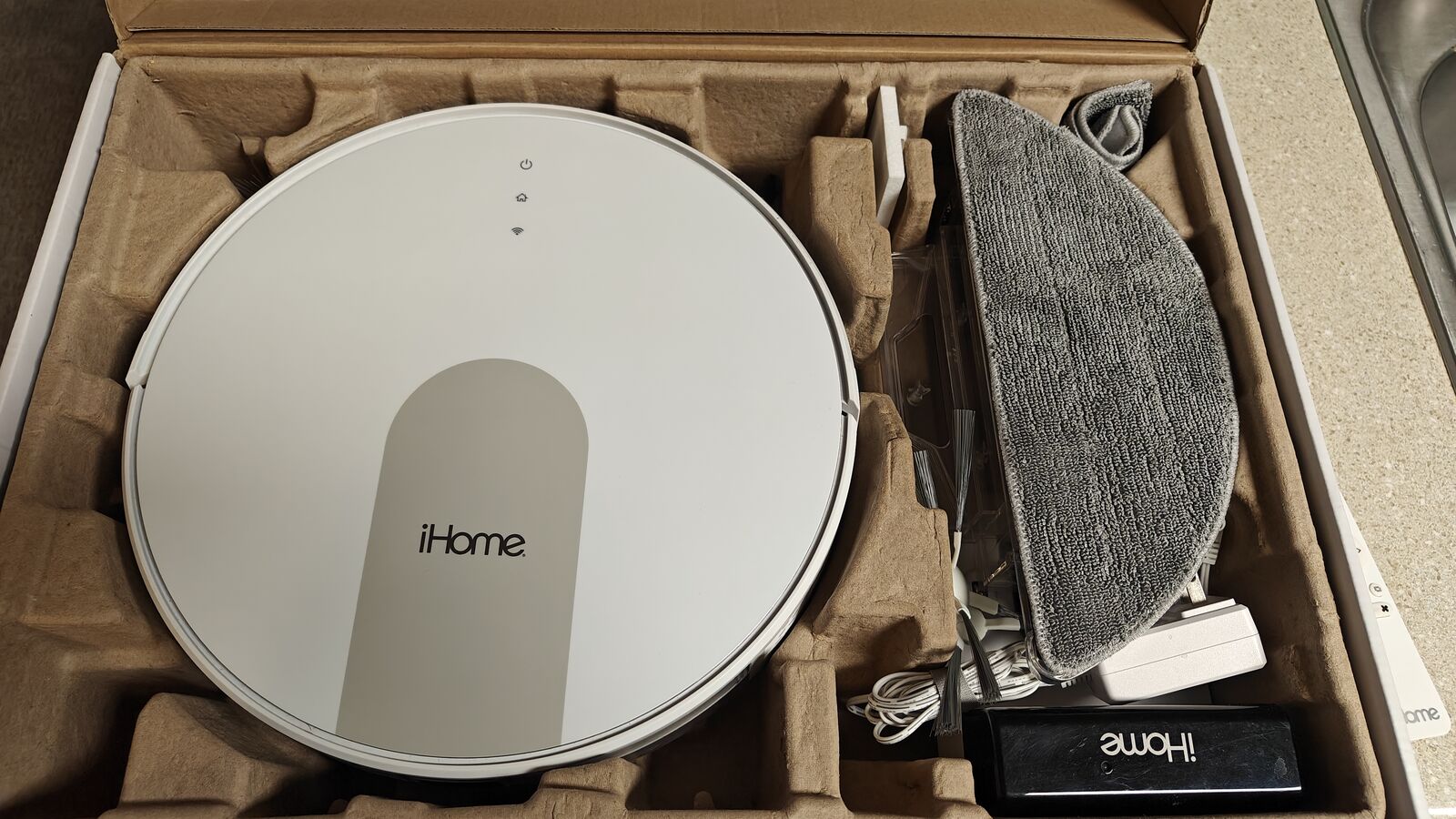 iHome Eclipse V2 Robot Vacuum