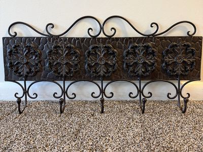 Ornate Scroll Metal Wall Hook Rack