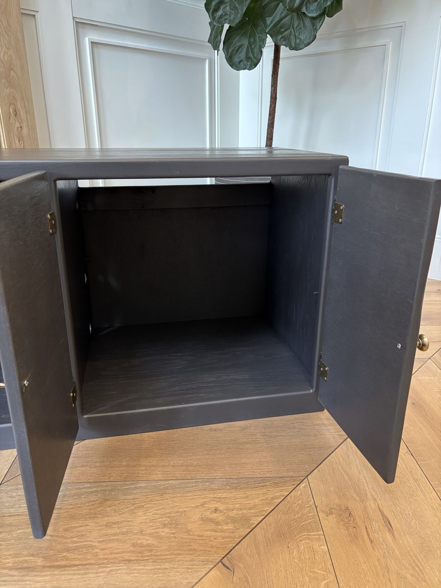 Main image 4
