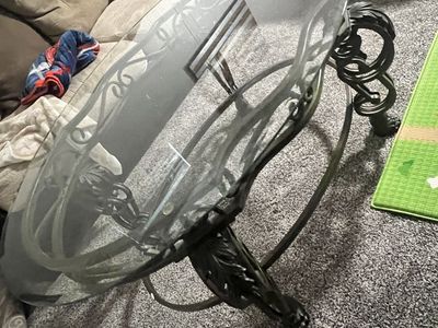 Bombay glass table