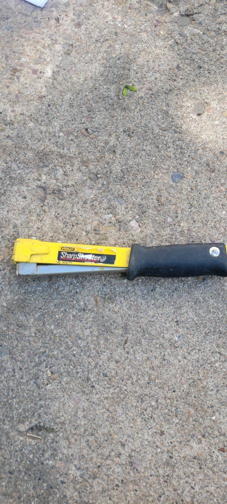 Stanley stapler