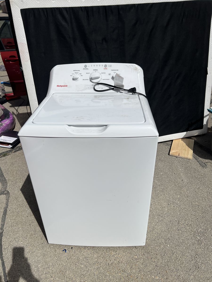 Hotpoint 4.0 cu.ft. Top Load Washer & 6.2 cu.ft. Dryer Set - White