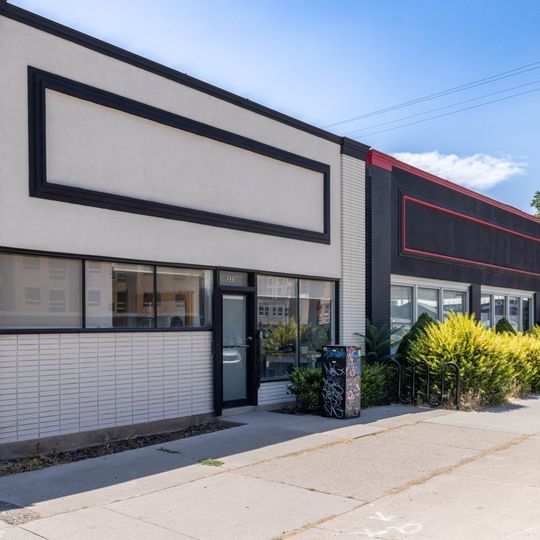 3,831 SF Warehouse | Downtown SLC | Garage Door + Mezzanine