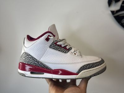 Jordan 3 Cardinal Red Size 8.5