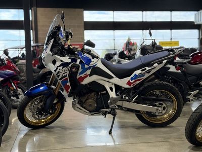 2024 Honda® Africa Twin Adventure Sports ES