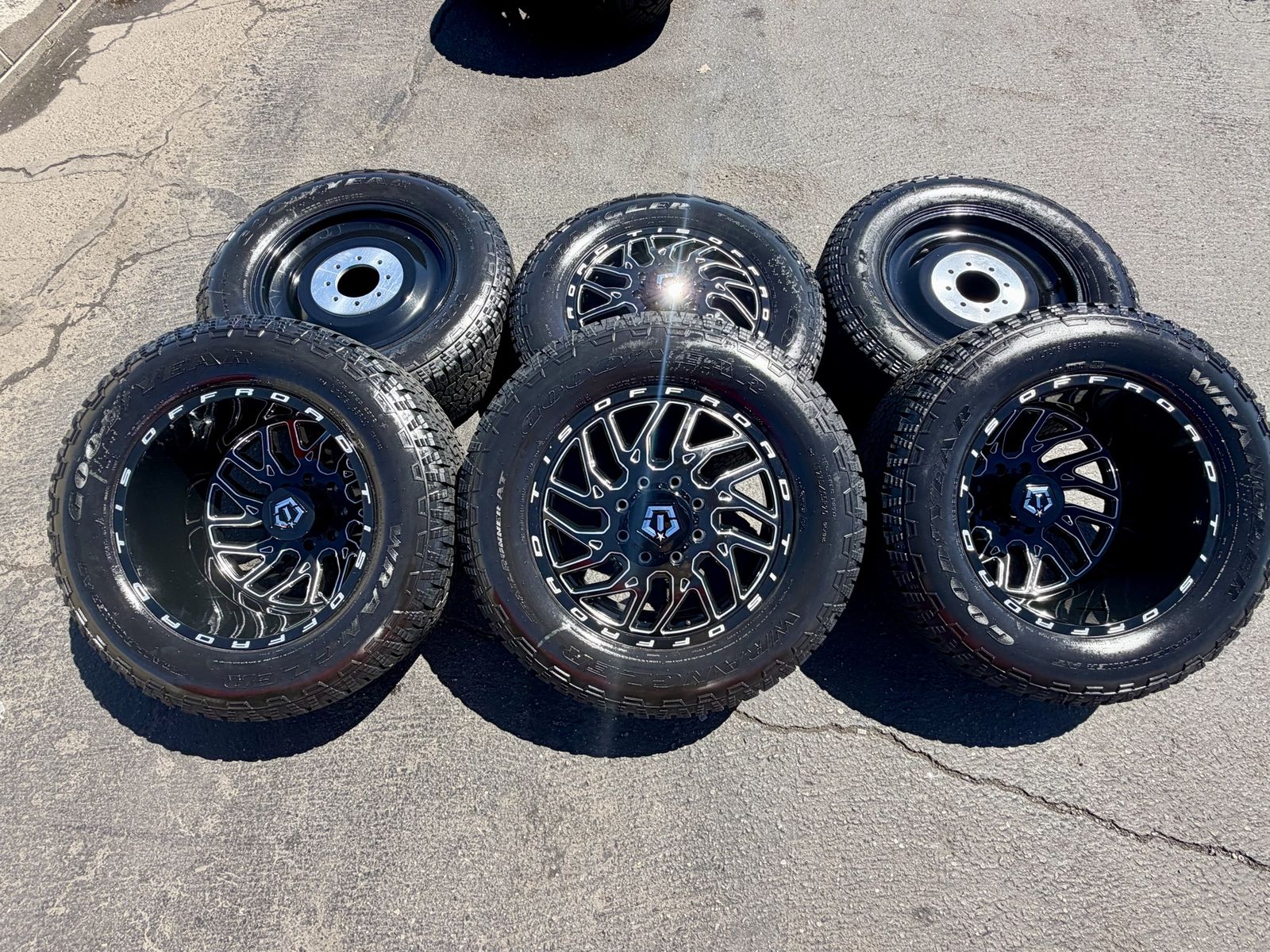 20" TIS Dually 8 Lug 8x6.5 34” Goodyear A/T 275/65R20