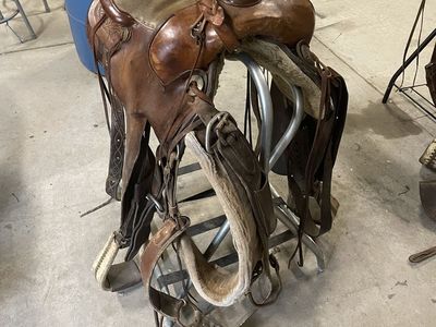 Ralph Shimon 16” Saddle